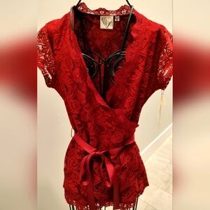 NWT Women's Janet Chung Red Lace Top Size Medium
